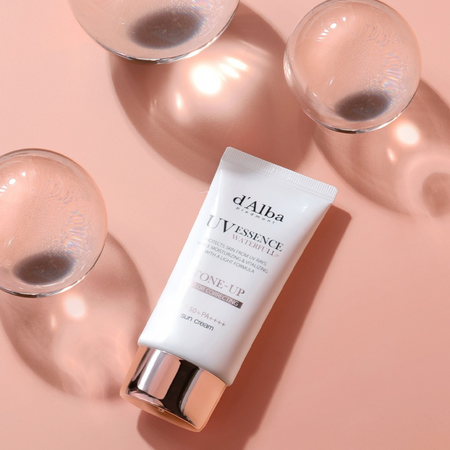 Tonujący krem przeciwsłoneczny SPF50+ PA++++ (UV Waterfull Tone-Up Sun Cream 50ml) D'alba
