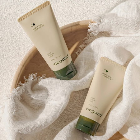 Ujędrniający krem do twarzy (Damask Rose + Coenzyme Q10 Vegan Firming Cream) viegano