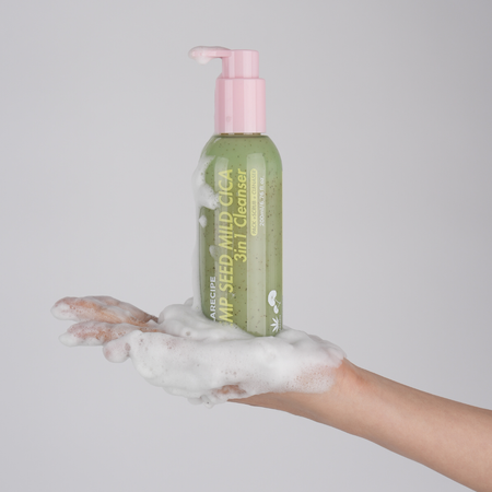 Pianka oczyszczająco-łagodząca 3w1 - uszkodzone opakowanie (Hemp Seed Mild Cica 3in1 Cleanser) LalaRecipe