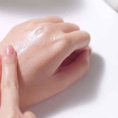 Nawilżające serum do wrażliwej i tłustej skóry (Moisture Serum) Pyunkang Yul