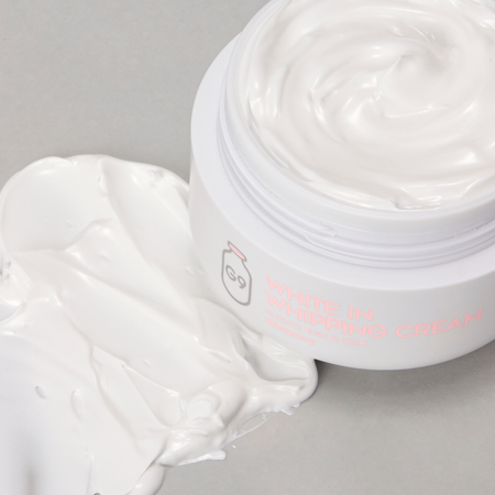 Krem do twarzy wyrównujący koloryt (White In Whipping Cream) G9Skin