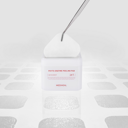 Płatki złuszczające z papainą i kwasem LHA (Mediheal Phyto-enzyme Peeling Pad) Mediheal