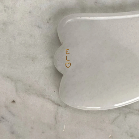 Gua Sha do modelowania twarzy z Białego Jadeitu (Modeling Gua Sha Stone with White Jade) Easy Livin'